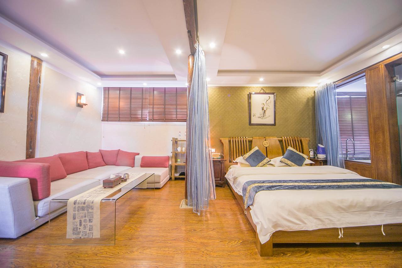 Lijiang Half Moon Bay Inn Zewnętrze zdjęcie