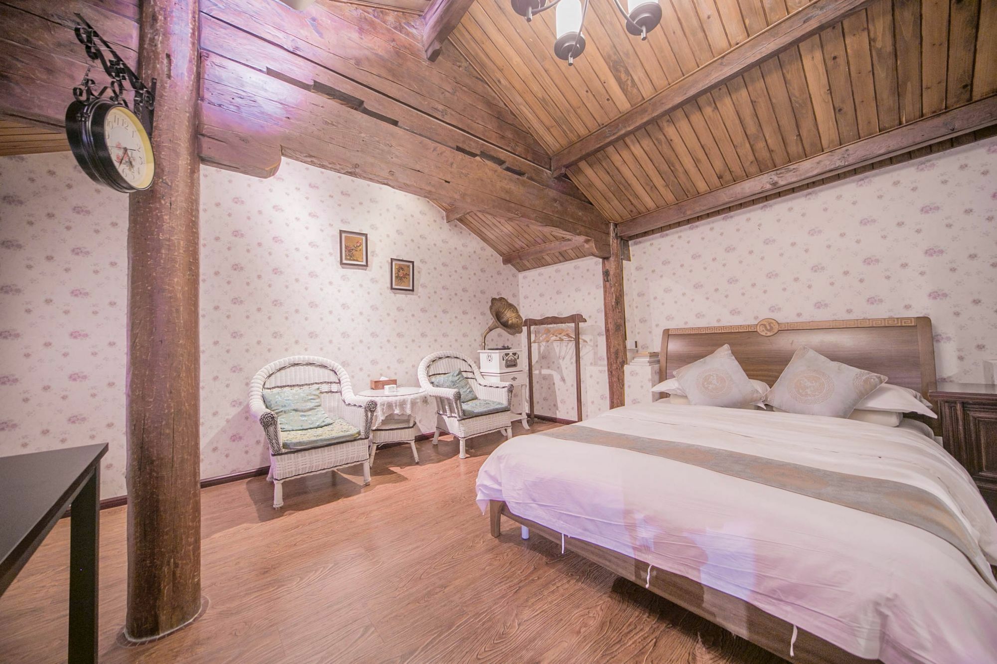 Lijiang Half Moon Bay Inn Zewnętrze zdjęcie