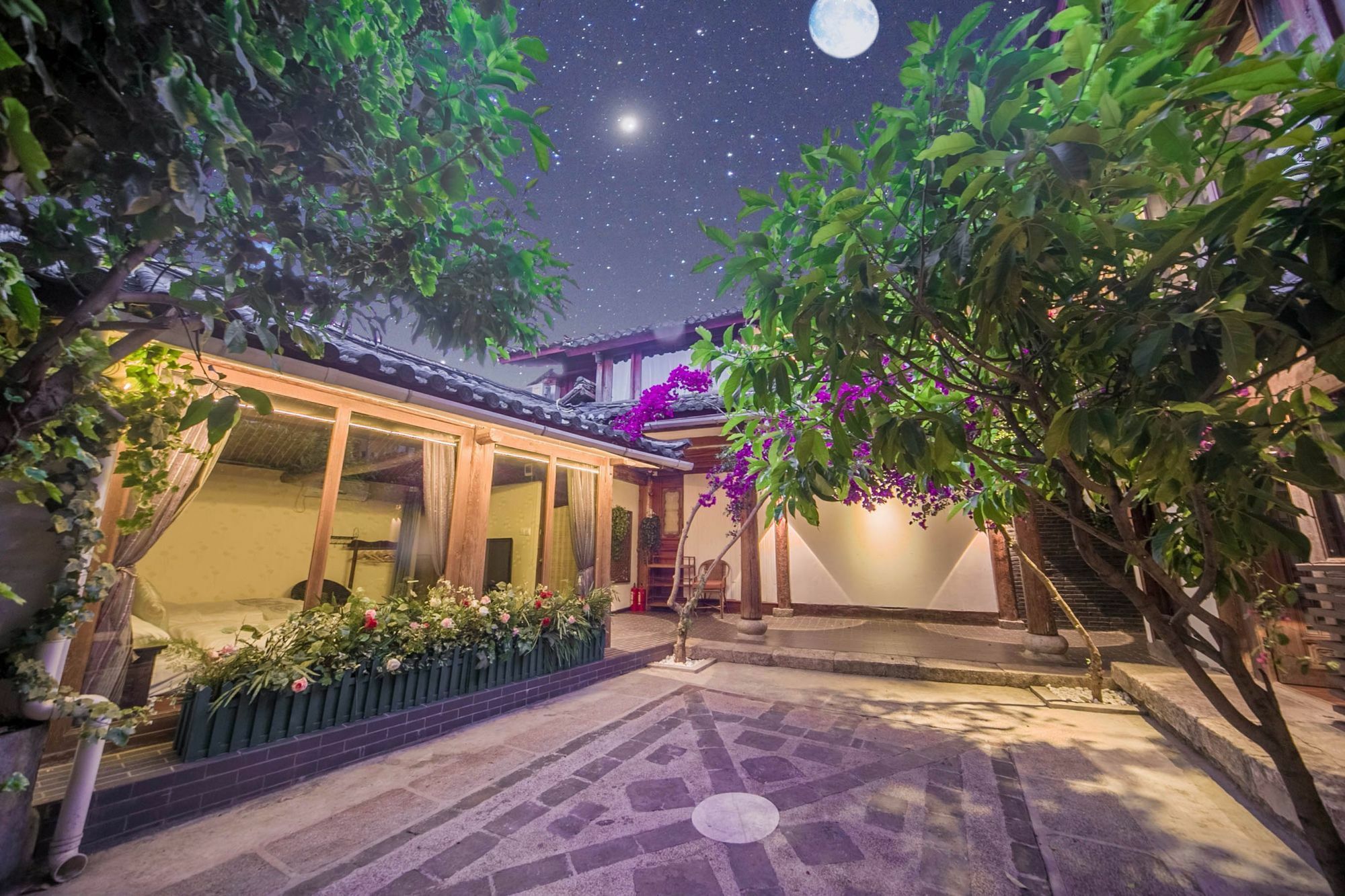 Lijiang Half Moon Bay Inn Zewnętrze zdjęcie